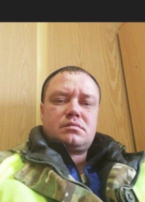 Maksim, 33, Russia, Sukhoy Log