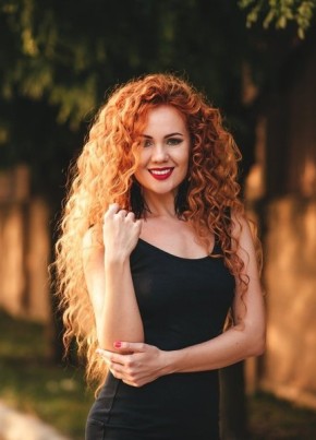 Anyuta, 27, Ukraine, Kiev