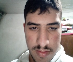 Alan, 19, Buenos Aires