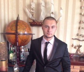 Илья, 35 лет, Тюмень