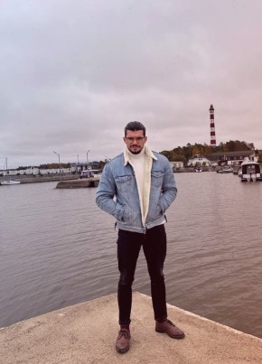 Андрей из Сочи 38 лет