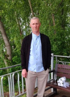 Алексей из Добрянки 51 год