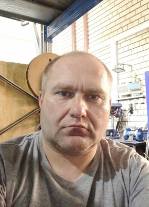 Михаил из Москвы 41 год