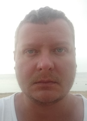 Александр из Балашихи 44 года