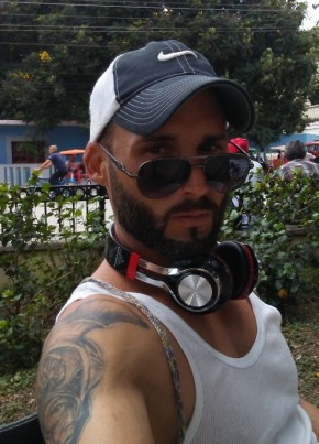Hassan Soto, 37, República de Cuba, Holguín
