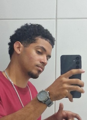 Pedro из Aparecida de Goiânia 18 лет
