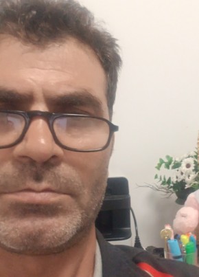 Aqirabe13 из Karamürsel 49 лет