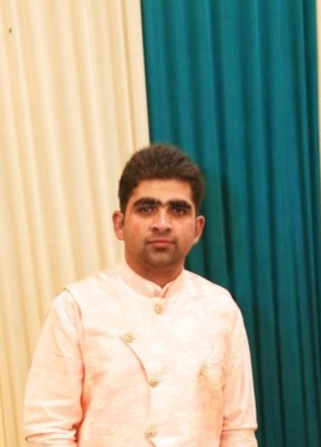 Abid azad, 28, India, Srinagar (Jammu and Kashmir)