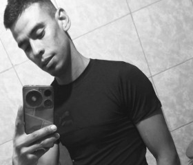 Franco, 28, San Juan