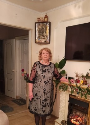 Лариса, 75, Россия, Евпатория