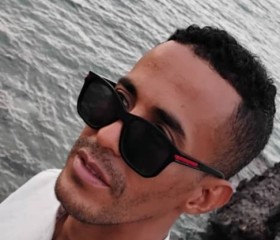 Abdou, 33, Adrar