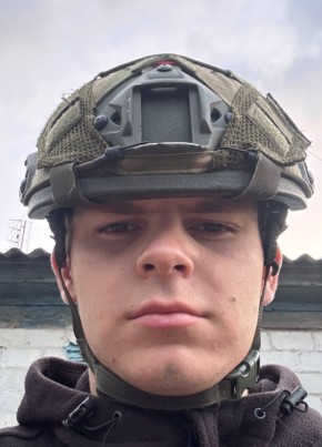 Егор из Чехова 20 лет
