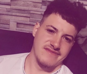 Jonatathan, 21, Galati