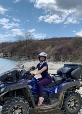 Anna, 31, Russia, Vladivostok