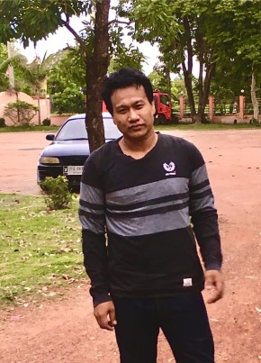 ซ๊อคเกอร์, 34, ราชอาณาจักรไทย, ธาตุพนม