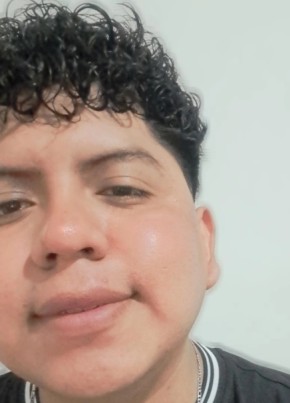Manuel из Tlapa de Comonfort 23 года