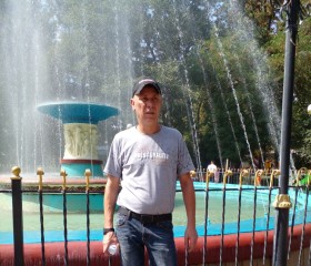 Денис, 46 лет, Бишкек