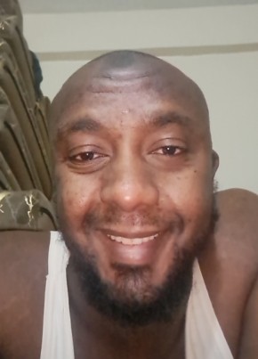 علي из أوباري 33 года