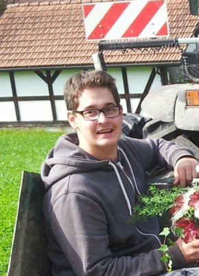 Michael, 25, Schweizerische Eidgenossenschaft, Köniz