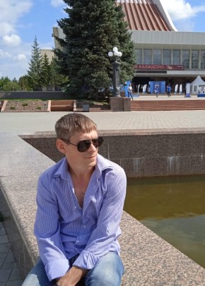 Василий, 44, Россия, Омск