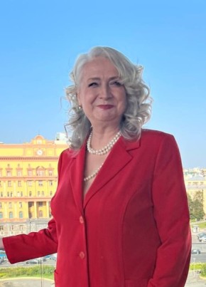 Галина, 68, Россия, Москва