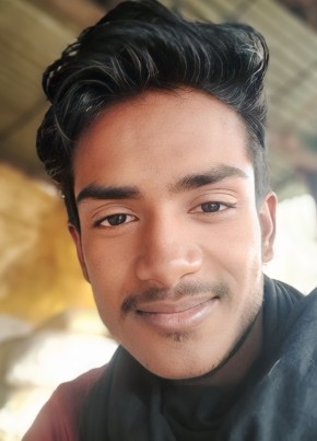 Shivam Singroul, 20, India, Surat