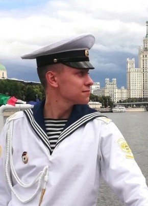 Иван из Москвы 22 года