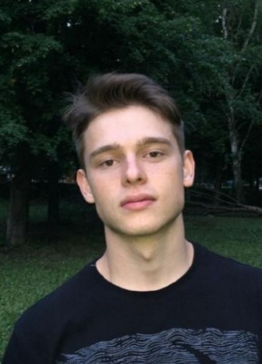 Александр из Нижнего Ломова 20 лет