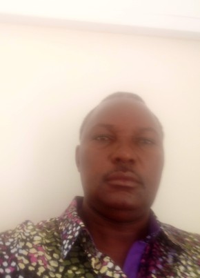 Lawrence, 57, Kenya, Nairobi