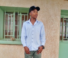 Heshimah, 24, Kigali