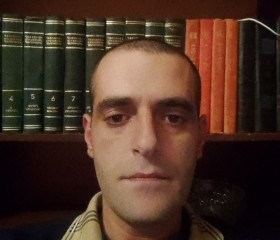 Mkhitar, 37, Yerevan