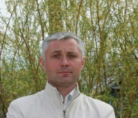 Анатолий, 50 лет, Берасьце