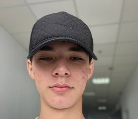 Islam, 21, Moscow
