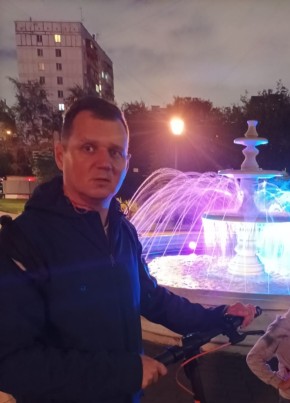 Максим из Москвы 40 лет