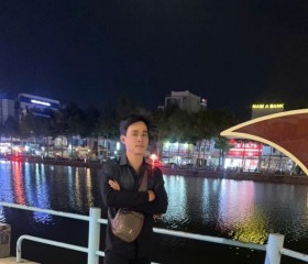 Minh, 30, Ho Chi Minh City