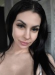 Karina, 33, Luhansk