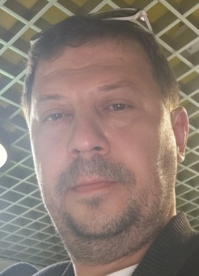 Александр из Владивостока 46 лет