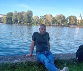 Pasem, 33, Mainz