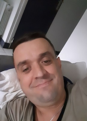  Chadaillat , 40, République Française, Toulouse