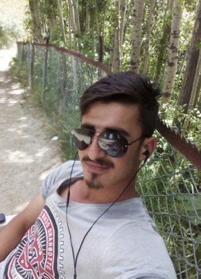 Ali Güneş, 28, Türkiye Cumhuriyeti, Ardeşen
