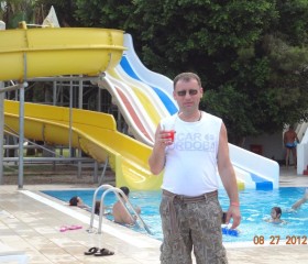 Валерий, 56 лет, Череповец