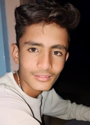 Uttam Pareek, 18, India, Sardārshahr