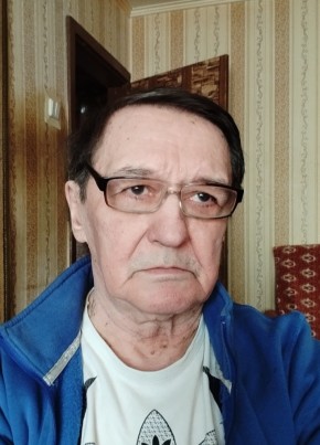 Влад из Стаханова 67 лет