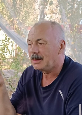 Вадим из Сусумана 60 лет