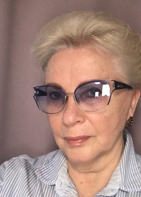 Лариса, 68, Россия, Москва