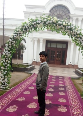 Mir Adnan, 21, India, Jaipur