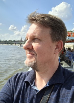 Alex из Москвы 52 года