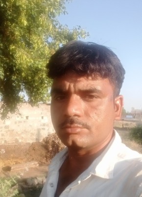 Vinod Kumar Meha, 18, India, Shāmgarh