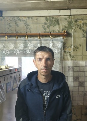 Петров из Сланцы 57 лет