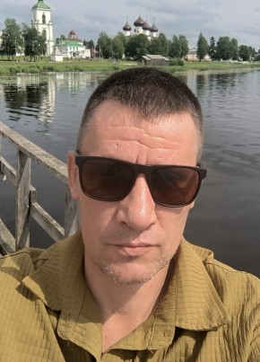 Игорь из Вологды 47 лет
